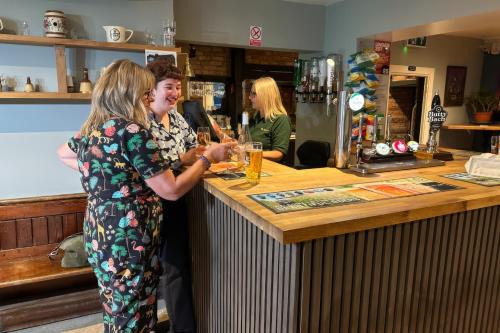 Peterchurch Cama Y Desayuno | The Boughton Peterchurch - Pub Grub & Bed