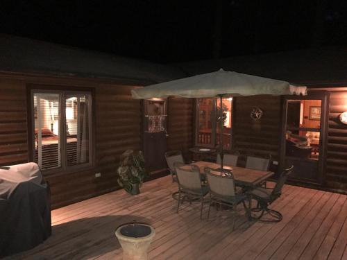 Perrysville Casa | The Bunkhouse