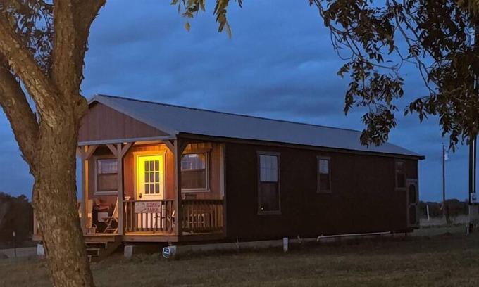 Sutherland Springs Otro | El estilo de vida rural te espera en Redawg Ranch