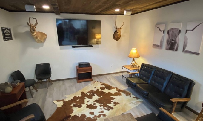 Jennings Casa | The Cajun Camp