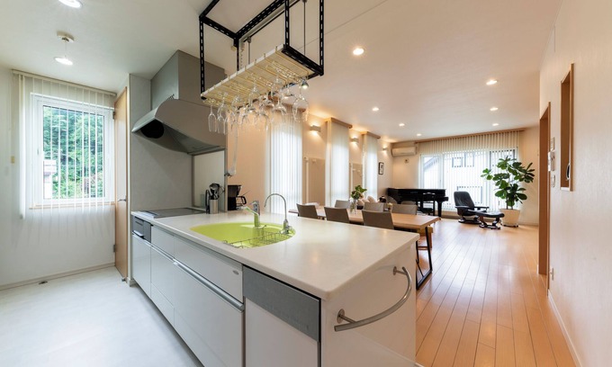 Minami Casa | THE CASA AZUCENA