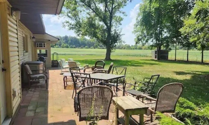 Lewisburg Apartamento | The Cedar Door Place