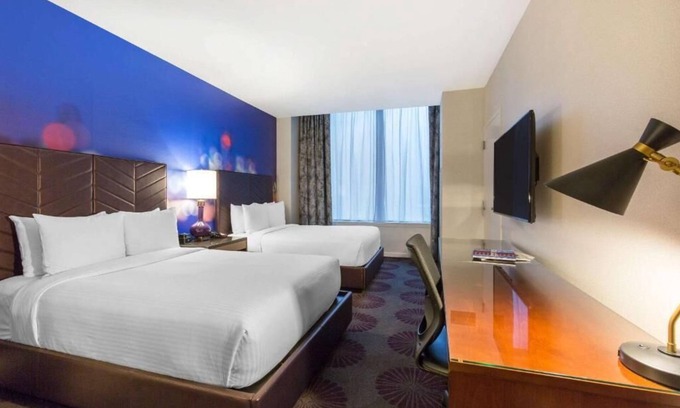 Streeterville Hotel | The Chicago Hotel Collection Magnificent Mile, Modern Double Queen, 3 Units