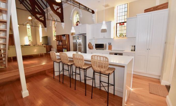 Woodford Casa | La Iglesia @ Woodford