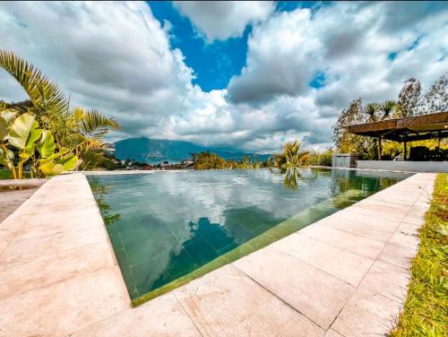 Songan Cama Y Desayuno | The Cliff Villa