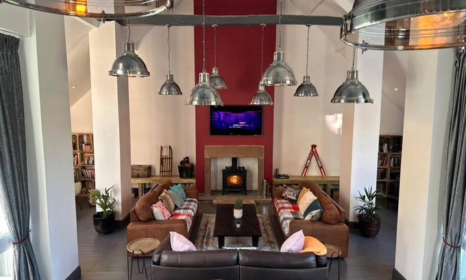 Penrith Casa | The Coach House 1861