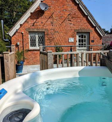 Llandenny Apartamento | The Coach House Apartment at Cefn Tilla Court, Usk