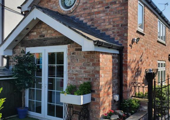 Southport Casa | The Coach House Holiday Cottage, Southport