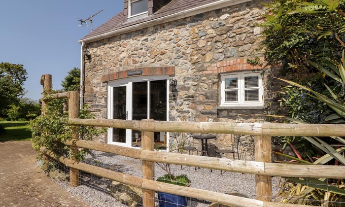 Haverfordwest Cabaña | La casa del entrenador, WOLFSCASTLE