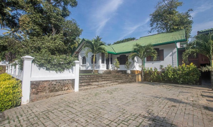 Ahangama Hotel | The Coastal Village Cabanas