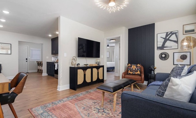 Normal Casa | The Corner House