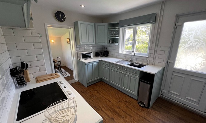 Ningwood Casa | The Cottage, Shalfleet House , The Isle of Wight.