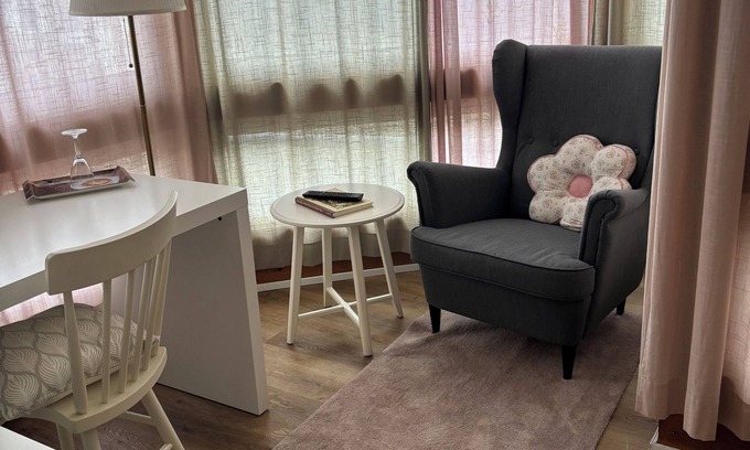 Diemelstadt Casa | The country house is in a quiet location, close to hiking and cycling trails, as well as close to highways.