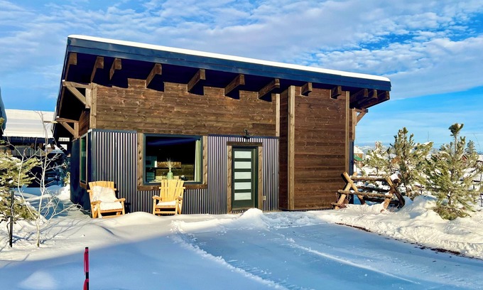 Last Chance Cabina | The Cozy Cove-Updated Cabin-Island Park