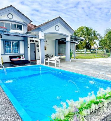 Sungai Pelek Casa | The Cozy Home Private Pool Villa 5BR 20pax