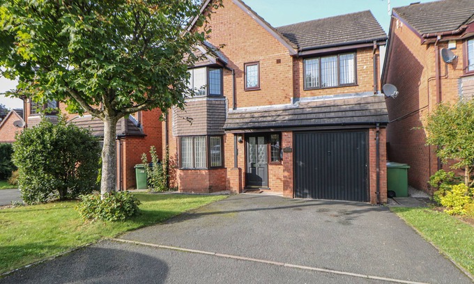 Forsbrook Casa | THE CROFT, NORTH STAFFORDSHIRE, pet friendly in Blythe Bridge