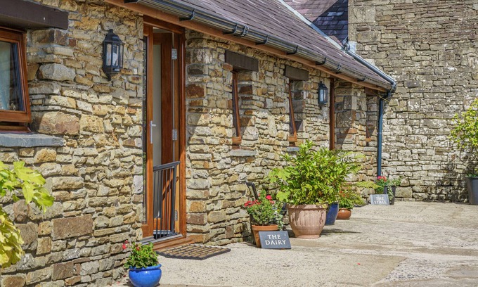 Llanrhidian Higher Cabaña | The Dairy