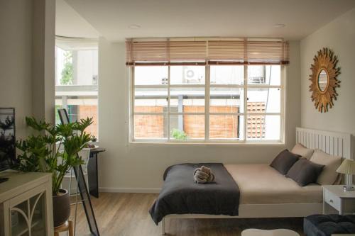 District 3 Casa | The Dates Villa