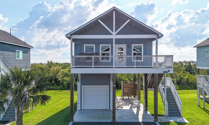 Port Bolivar Casa | The Drift Villa: 2 BR, 2 BA House in Gilchrist, Sleeps 6