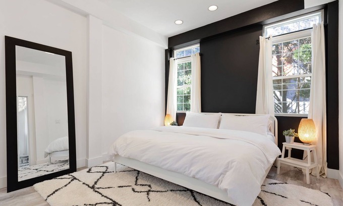 Kitty Hawk Apartamento | The East Coast Host - The Modern Dojo