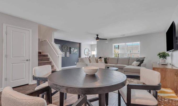Port Wentworth Condominio | The Emerald