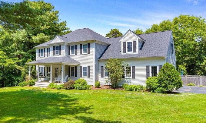 Dennis Casa | The Escape: 028-Y Big, Custom Built with Pool, Hot Tub in Yarmouth Port