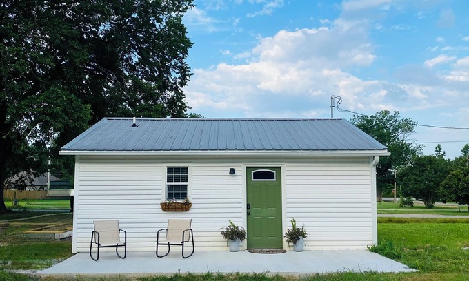 Greenwood Casa | The Fern House - Cozy Bungalow