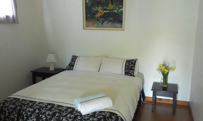 Collingwood Casa | The Garden Flat: a country apartment close to the beach and daywalks.