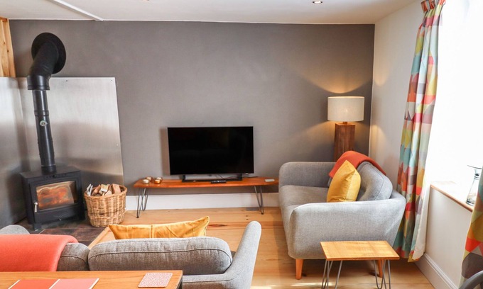 Chulmleigh Apartamento | THE GARRET, romantic, character holiday cottage in Chulmleigh