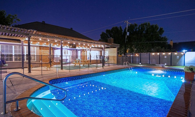 Oklahoma City Casa | The Gathering #2 ... One of OKC Favorites Oasis