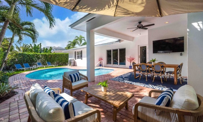 Lake Ida Shores Apartamento | Delray Getaway 3BR/3BA Pool Home Close to Beach