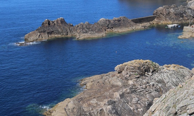 Ploneour-Lanvern Casa | La casa rural de Marie: entre el lago y las playas de arena blanca en el sur de Finisterre.