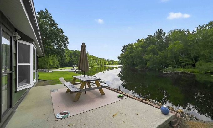 Onondaga Casa | The Grand Riverhouse