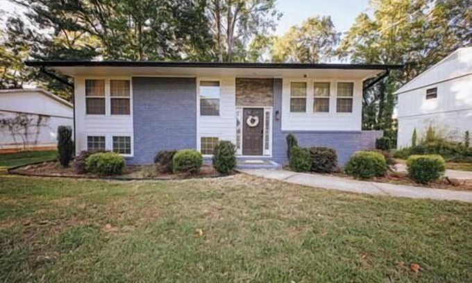Smyrna Casa | The Grand Slam - The Battery ATL