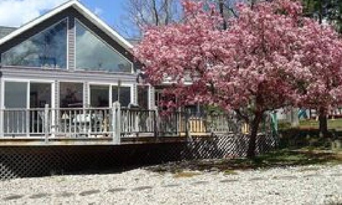 Grayling Casa | The Gray Escape Steps away from Lake Margrethe