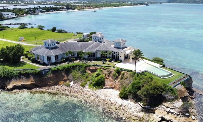 Dickenson Bay Casa | The Great House, Stunning 4-Bedroom Coastal Retreat with Panoramic Ocean Views