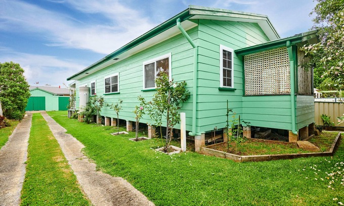 Harrington Casa | The Greenhouse at Harrington is a Pet Friendly home in a peaceful location