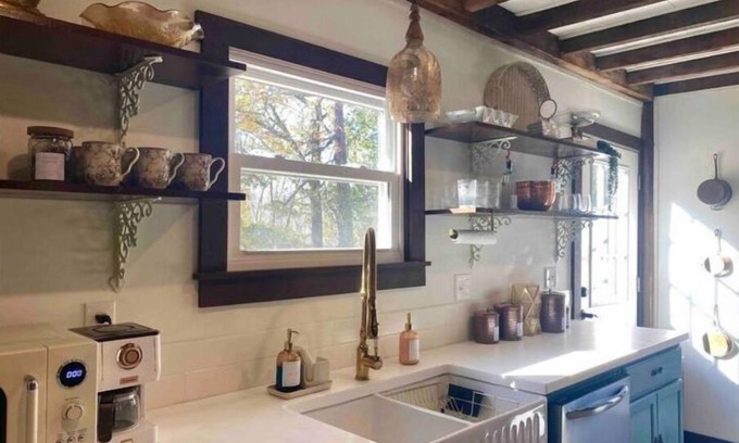 Valois Casa | The Guest House at Peach Orchard