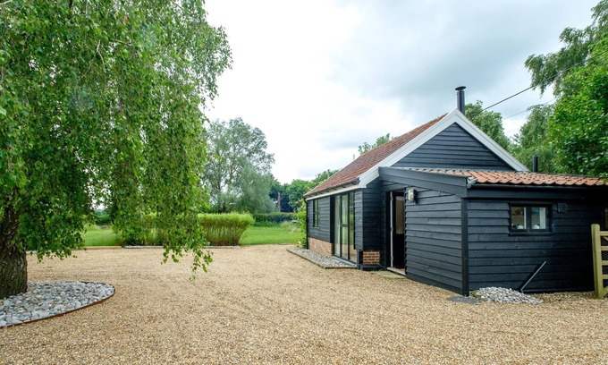 Woodbridge Cabaña | The Half House, Iken