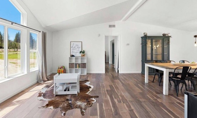 Weed Otro | The Happy Heart Ranch