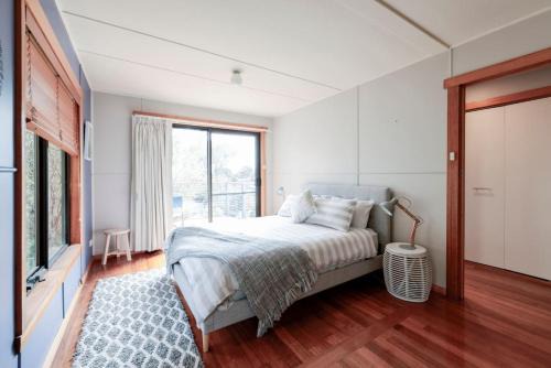 Hawley Beach Casa | The Happy Shack Hawley Beach