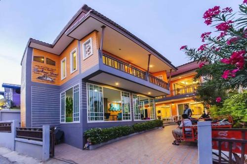 Koh Lan Complejo | The Harbor Front เกาะล้าน