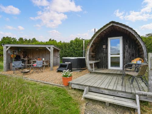 Llanfair Caereinion Casa | The Hedgehog Pod - Uk50067