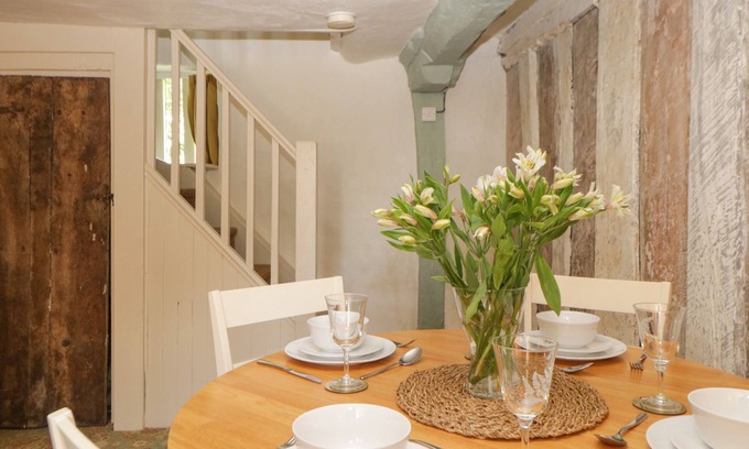 Ottery St Mary Cabaña | The Hideaway at Burrow Hill