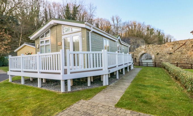 Amroth Cabaña | The Hideaway - Heritage Park