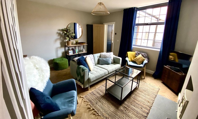 Heworth Cabaña | The Hideaway - Quiet cottage, a short walk from the historic centre of York.