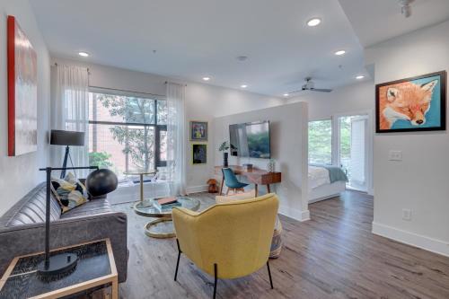 River District Apartamento | The Hive 102 King with Balcony Pet Friendly