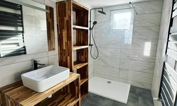 Saint-Medard-en-Jalles Casa | The house of happiness