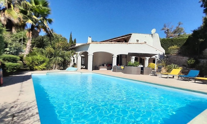 Trans-en-Provence Complejo | The house by the river