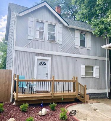 Detroit - Shoreway Apartamento | The House Hotels - W45th Backhouse